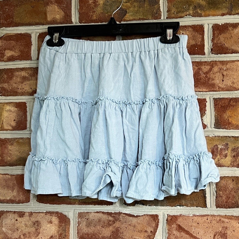 Princess Polly Light Blue Ruffled Mini Skirt. Size 4